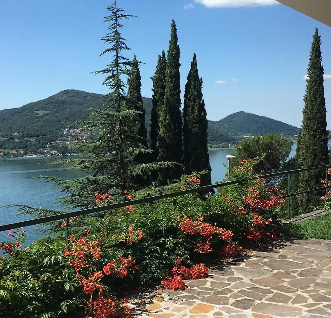 Apartment Casa Vista Lago Predore Italy