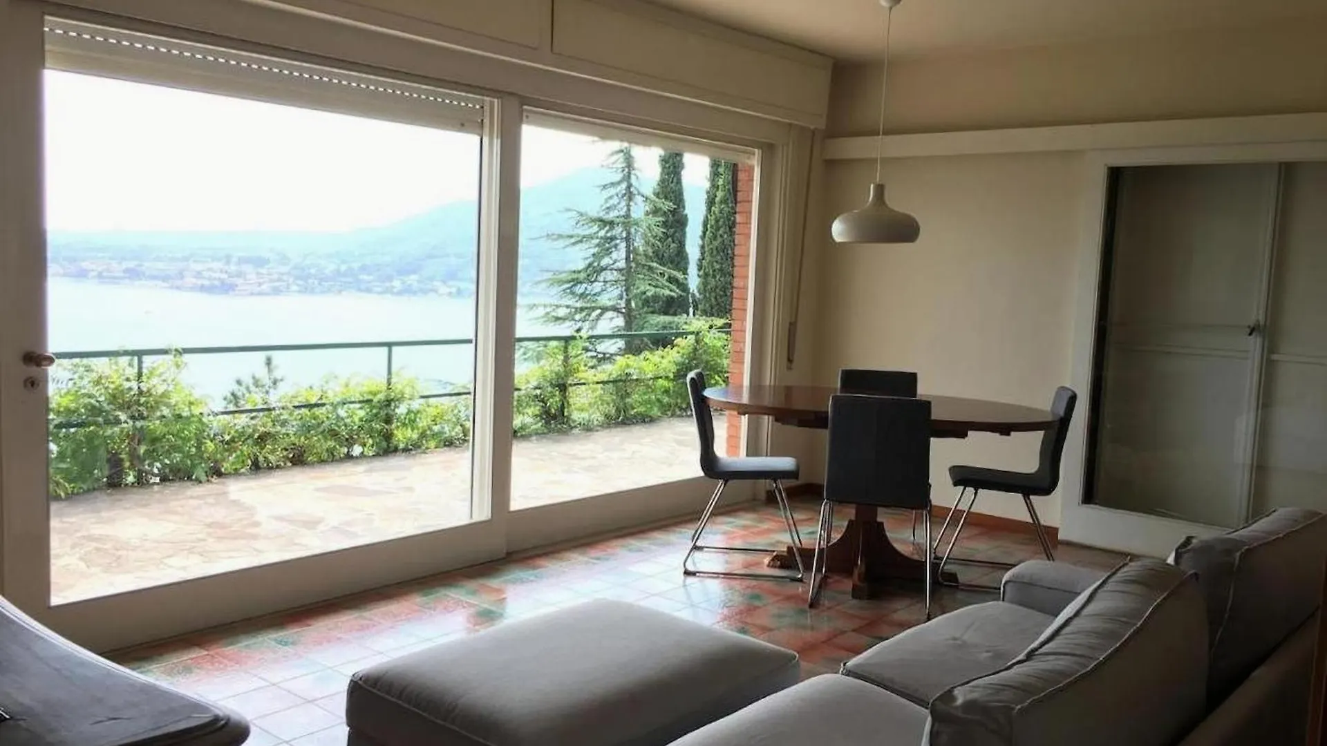아파트 Casa Vista Lago 프레도레